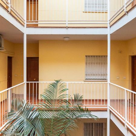 Lu&Cia El Patio Apartment Malaga Exterior photo